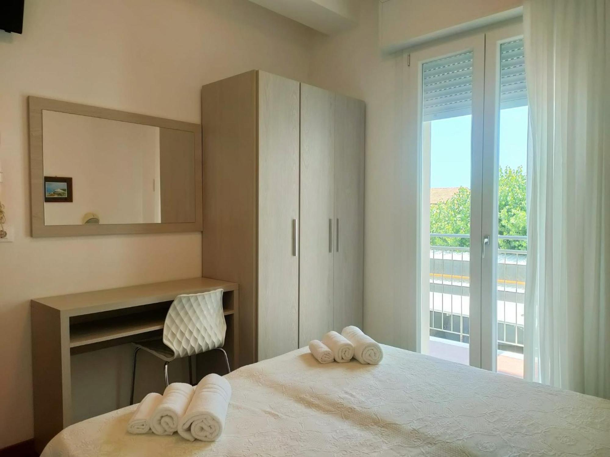 Hotel Manuela Cervia Szoba fotó