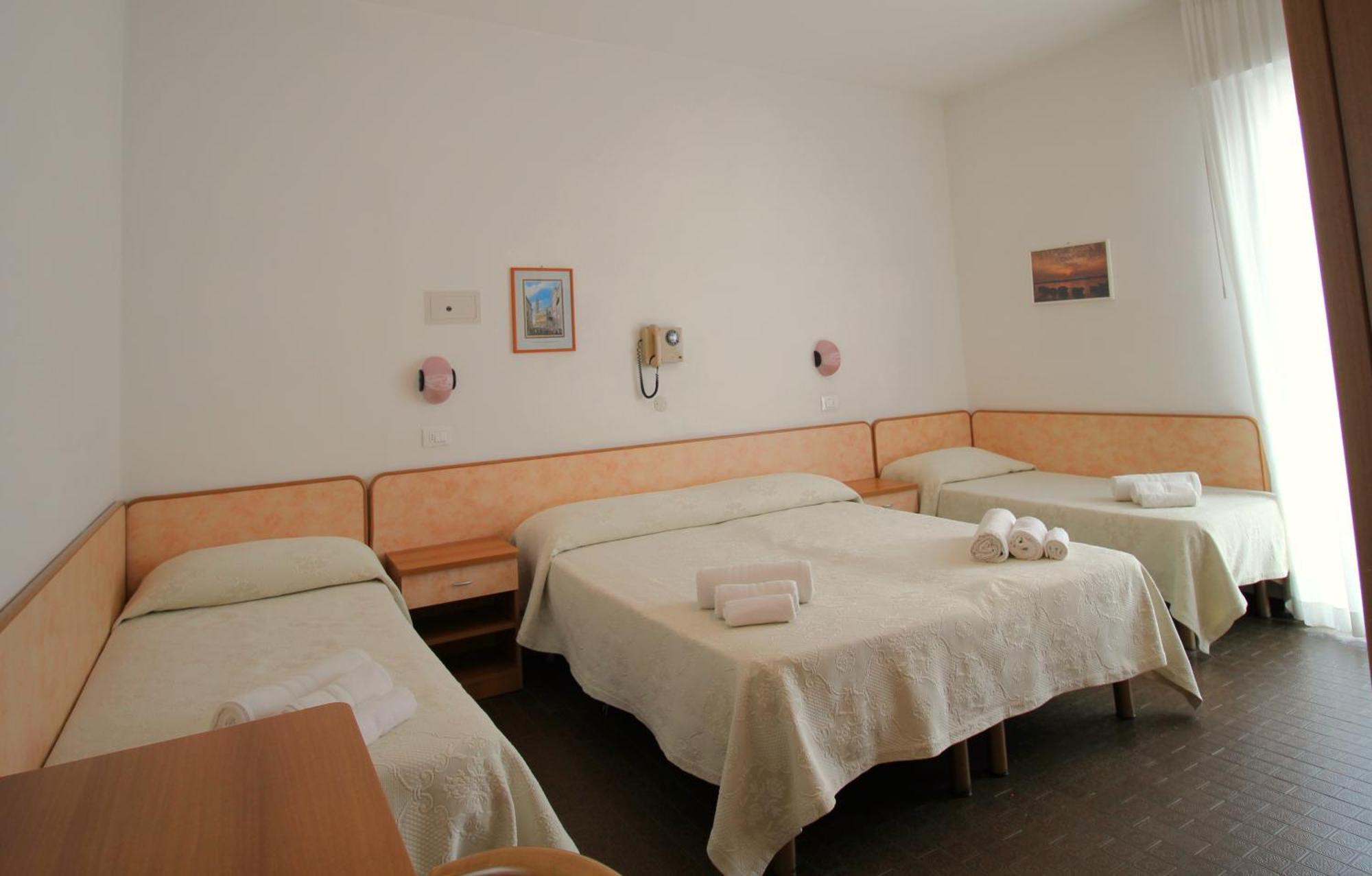 Hotel Manuela Cervia Szoba fotó